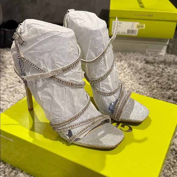 Gianni Bini Silver Rhinestone Strappy Heels - Picture 1 of 11